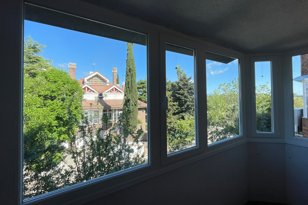 Cerramiento de un balcón