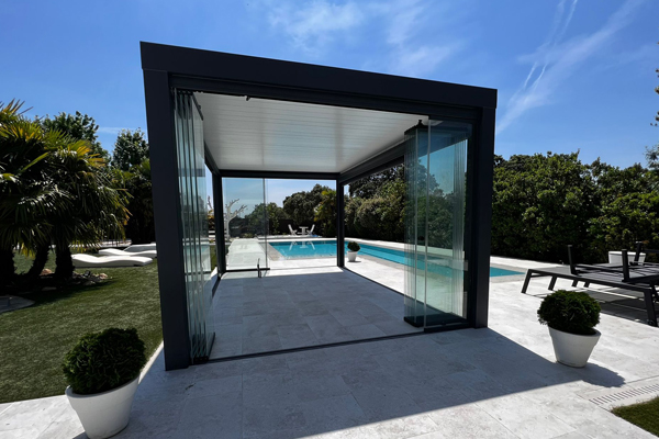 Pérgola bioclimática en Guadarrama