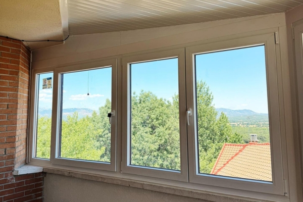 Decoración con Ventanas Antiguas